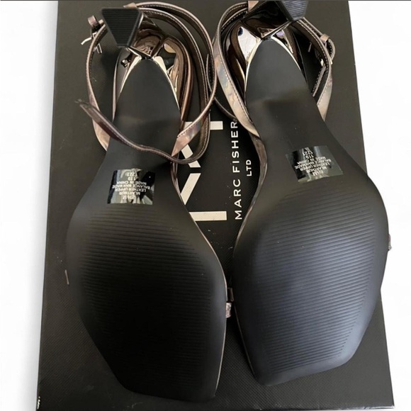 Metallic Heels - Picture 2 of 2